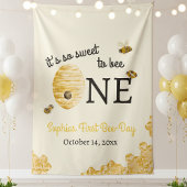 So Sweet To Bee One First Birthday Honeycomb Wandkleed