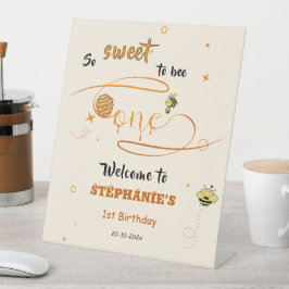 So Sweet To Bee One Honey Bee 1st Birthday Welcome Reclamebord Met Voetstuk