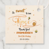 So Sweet To Bee Three Cute Honey Bee 3rd Birthday Bedankjes Labels (Achterkant)