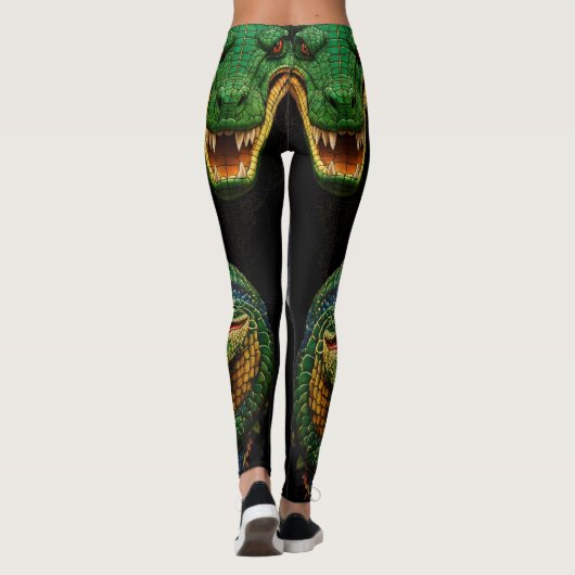 "Sobek's Serenity: Abstract krokodillenhoofd Tatto Leggings (Achterkant)