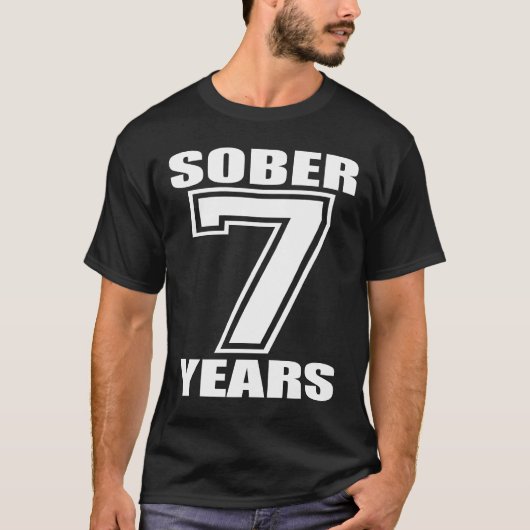 Sober 7 jaar wit op donker t-shirt (Voorkant)