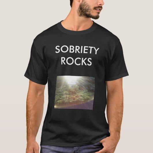Sobriety Rocks Tee Shirts (Voorkant)