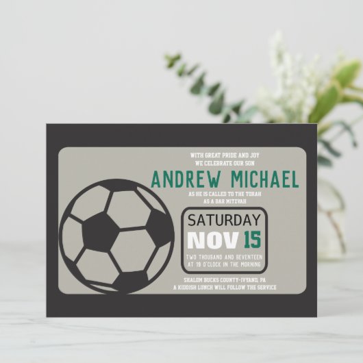 SOCCER Bar Mitzvah Uitnodiging (Staand voorkant)