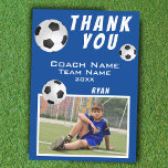 Soccer Football Ball Blue Sports Coach Bedankkaart<br><div class="desc">Het Football Ball Blue Sports van de Voetbal Dank u Kaart Coach. Voetbal bedankt je buskaart met foto, dank je tekst, coach name, teamnaam, jaar, jouw naam en voetballen. Foto: kaart - voeg uw foto toe aan de sjabloon. Pas de kaart aan met namen en jouw tekst. Hartelijk dank voor...</div>