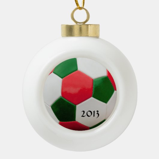 Soccer Green en Red Keramische Bal Ornament (Voorkant)