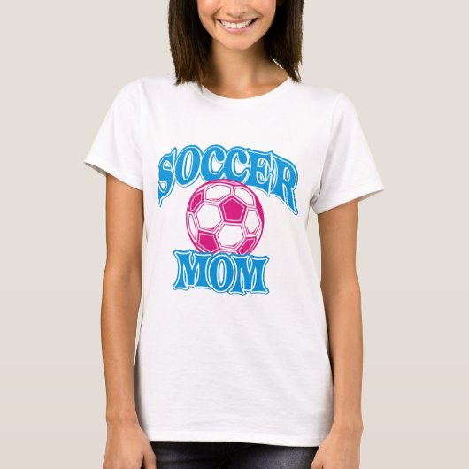 SOCCER MOM OP WITTE SHIRT 1 (Voorkant)