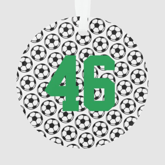 SOCCER MOM Sports Player Number Balls Fun Ornament (achterkant)
