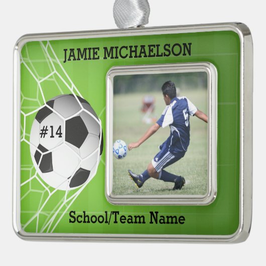 Soccer Player Keepomwille Verzilverd Omlijst Ornament (Links)