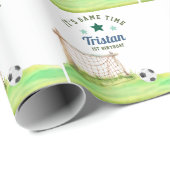 Soccer Rookie “It’s Game Time” First Birthday Cadeaupapier (Rol Hoek)