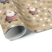 Soccer Santa on Ginger Ale Brown Cadeaupapier (Rol Hoek)