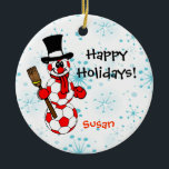 Soccer Snowman Personalize Ornament<br><div class="desc">Geweldig cadeau voor feestdagen voor voetbalspeler of coach! De versiering kenmerkt een voetbal sneeuwman en tekst Prettige feestdagen en naam,  achter heeft een persoonlijke nota. Al tekst kan worden aangepast om een echt een soort versiering te maken voor je favoriete voetbalfanaticus.</div>