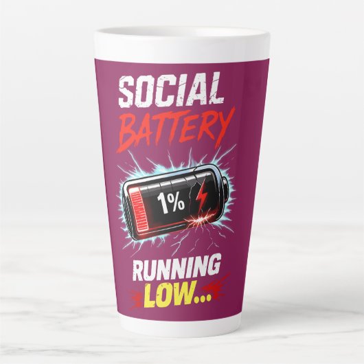 Sociaal Batterij Loopt Leeg Grappig Introvert Shir Latte Mok (Voorkant)