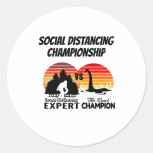 Sociaal vervormingskampioenschap - Yeti Vs Nessi Ronde Sticker