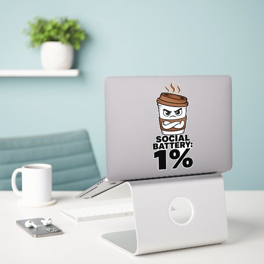 Social Battery 1% Grappige Introvert Sticker (Laptop op bureau)