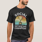 Social Distancing Champion Quarantine Toilet Pape T-shirt (Voorkant)