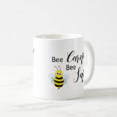 Social Distancing Quote Be Safe Schattige Bee Koffiemok (Voorkant rechts)