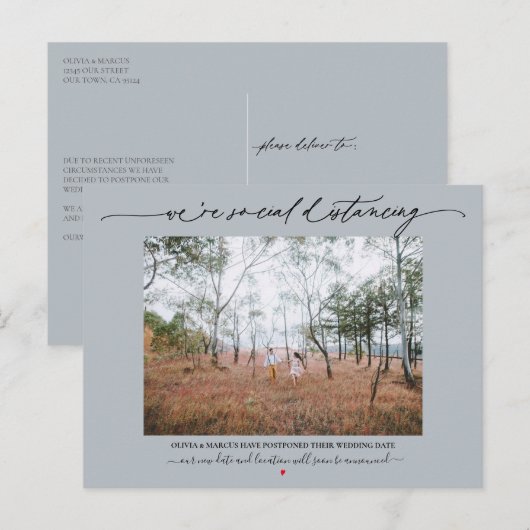 Social Distancing Wedding Uitstel Dusty Blue Briefkaart (Voorkant / Achterkant)