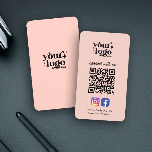 Social Media Custom Logo QR Code Peach Bold Bold Visitekaartje