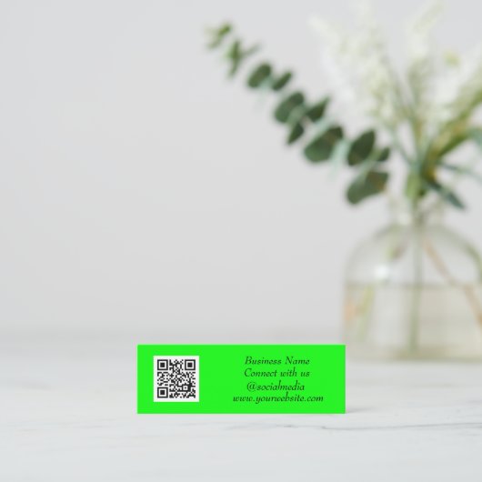 Social media QR Code Eenvoudig Fluorescerend Groen Mini Visitekaartje (Staand voorkant)