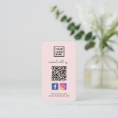 Social Media QR Code Verbind met ons Roze Visitekaartje (Staand voorkant)