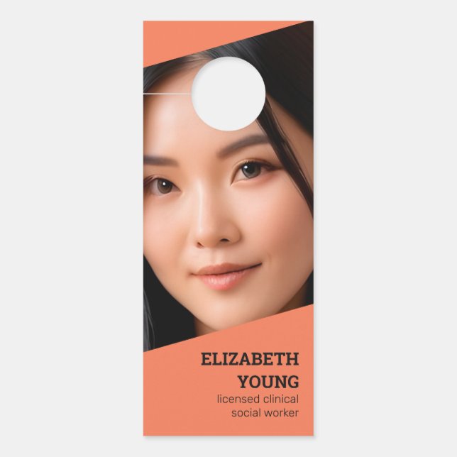 Social Worker Custom Foto en QR Deurhanger (Voorkant)