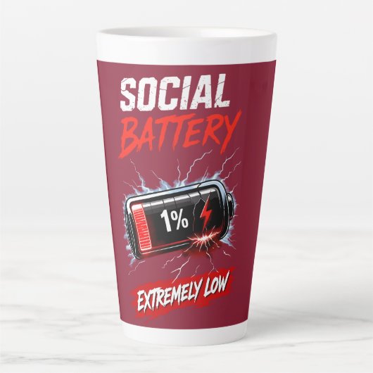 Sociale Batterij Extreem Laag – Grappige Introvert Latte Mok (Voorkant)