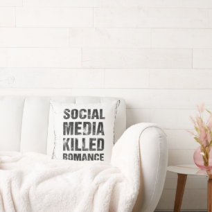 Sociale media hebben romantiek de das omgedaan kussen
