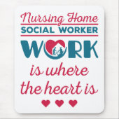 Sociale thuiswerkers die werken in het hart muismat (Voorkant)