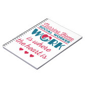 Sociale thuiswerkers die werken in het hart notitieboek (Linkerzijde)