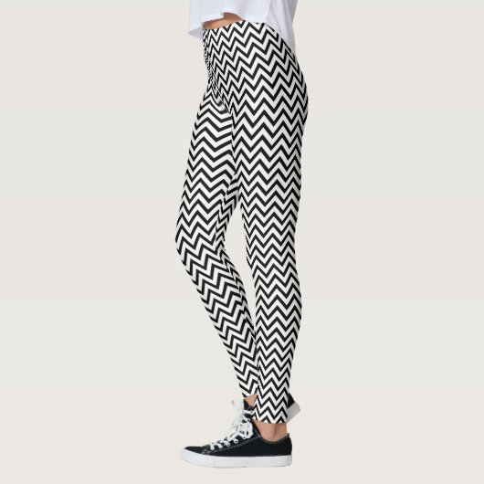Socialite White Chevron Pattern Leggings (Links)