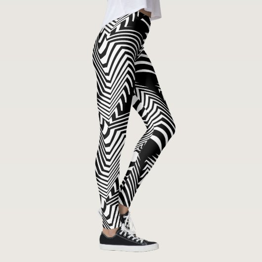 Socialite Wild & Crazy Black White Pattern Leggings (Rechts)
