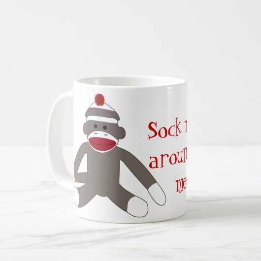 Sock Monkeing omringd Koffiemok (Voorkant links)