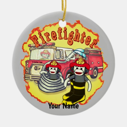 Sock Monkey Firetruck Brandweerman Keramisch Ornament (Voorkant)