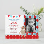 Sock Monkey Foto Birthday-uitnodigingen Kaart (Staand voorkant)