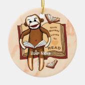 Sock Monkey leest Keramisch Ornament (Voorkant)