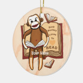 Sock Monkey leest Keramisch Ornament (Links)
