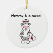 Sock Monkey mammie verpleegt T-shirts en cadeautje Keramisch Ornament (Voorkant)