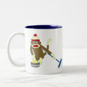 Sock Monkey Olympisch Curling Tweekleurige Koffiemok (Links)