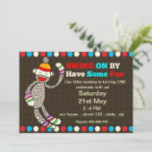 Socket monkey Birthday-uitnodiging Kaart (Staand voorkant)