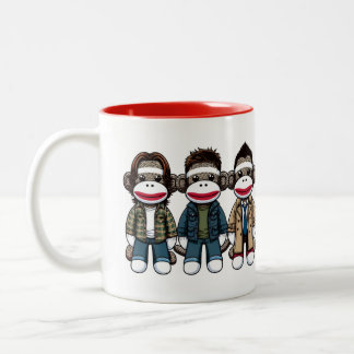 SockMonkey Hunter Brothers en hun Angel Friend Tweekleurige Koffiemok