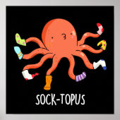 SOCTOSS Funny Octopus met Sokken Pun Dark BG Poster (Voorkant)