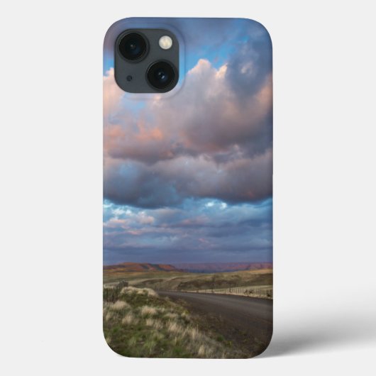 Soepelwolken over grind Zumwalt Prairie Road Case-Mate iPhone Case (Achterkant)