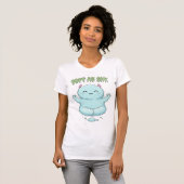 Soft as Sky: Kawaii Cloud Monster Zen Yoga & Medit T-shirt (Voorkant volledig)
