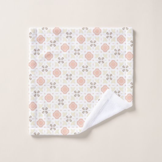 Soft Beige and Blush Retro Tile Pattern Bad Handdoek (Wasdoekje)
