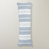 Soft Blue Herringbone Fern Striped Pattern Lichaamskussen (Voorkant Verticaal)