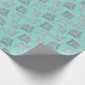 Soft Blue Tribal Stingrays Cadeaupapier (Hoek)