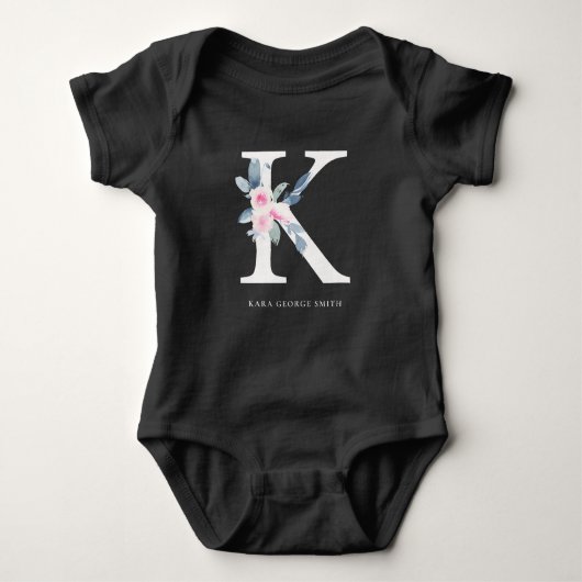 SOFT BLUSH BLUE FLORAL ALPHABETS NAME BRIEF K ROMPER (Voorkant)