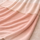 Soft Blush Ombre Fleece Blanket Deken