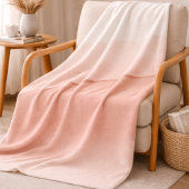 Soft Blush Ombre Fleece Blanket Deken