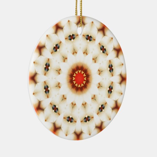 Soft Dreamweaver Cream Floral Pattern Keramisch Ornament (Rechts)